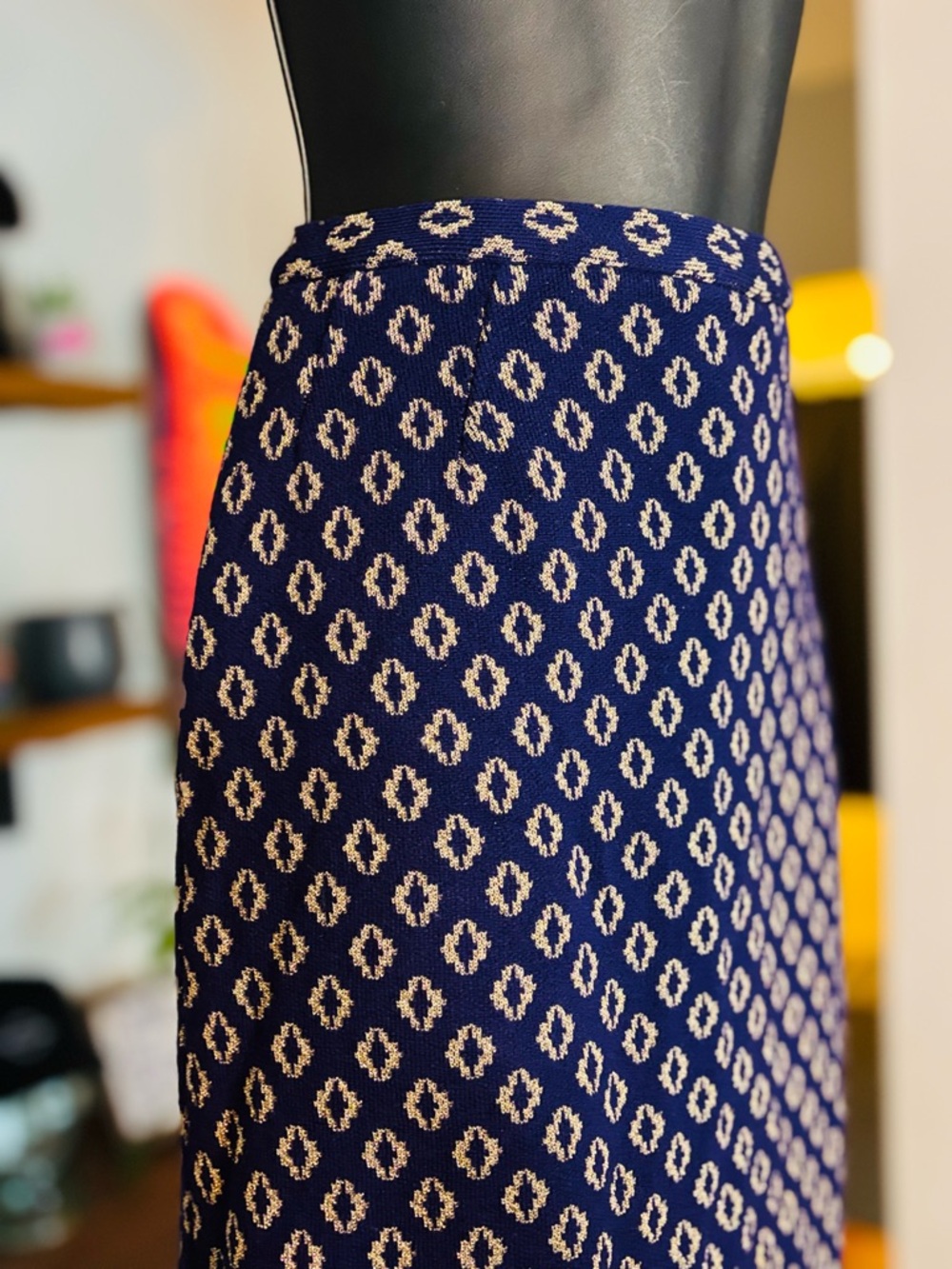 VTG 100% pure wool Tricosa Purple & Gold Wool Pencil Skirt , 100% Pure Wool - Picture 4 of 8